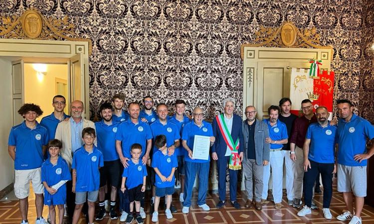 Macerata, il Comune si veste a festa per premiare i successi del Cus Macerata Macerata, il Comune si veste a festa per premiare i successi del Cus Macerata
