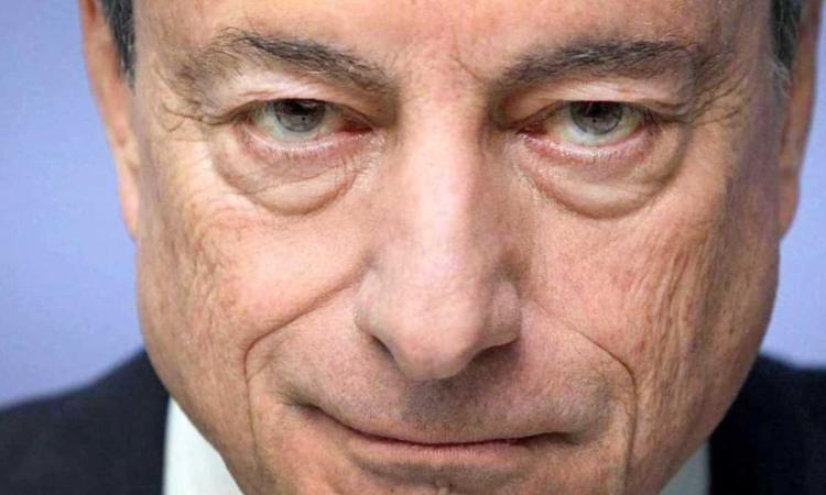 Crisi del gas, la nuova soluzione di Draghi è razionare i consumi degli italiani per il prossimo inverno Crisi del gas, la nuova soluzione di Draghi è razionare i consumi degli italiani per il prossimo inverno