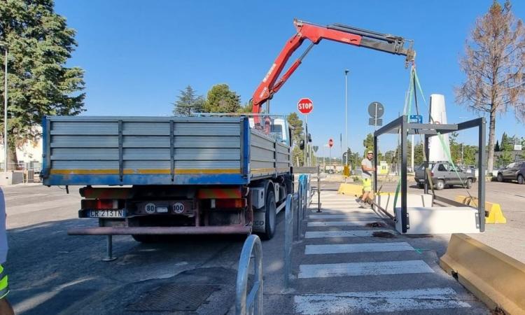 Macerata, quattro nuove pensiline per la fermata degli autobus: ecco dove saranno installate Macerata, quattro nuove pensiline per la fermata degli autobus: ecco dove saranno installate