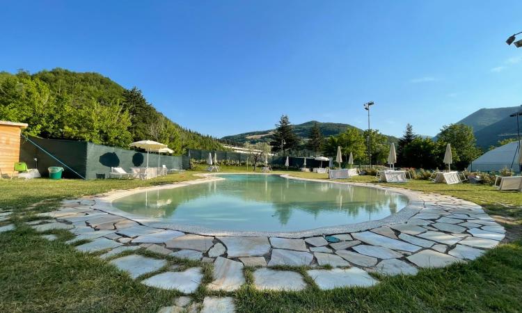Pieve Torina, arriva 'Un pomeriggio in natura e cena in piscina'. Gentilucci: "Promuoviamo la nostra terra"