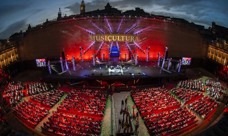 Macerata, Musicultura 2022 “torna” in tv su Rai2 con uno speciale dedicato alle serate finali Macerata, Musicultura 2022 “torna” in tv su Rai2 con uno speciale dedicato alle serate finali