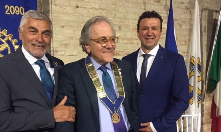 Tolentino, serata di gala al Rotary Club. Ospite il nuovo governatore Paolo Signore