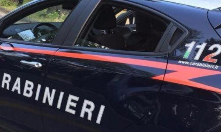 Tolentino, arrestati i fautori della rapina in autogrill: avevano precedenti per furto e droga Tolentino, arrestati i fautori della rapina in autogrill: avevano precedenti per furto e droga