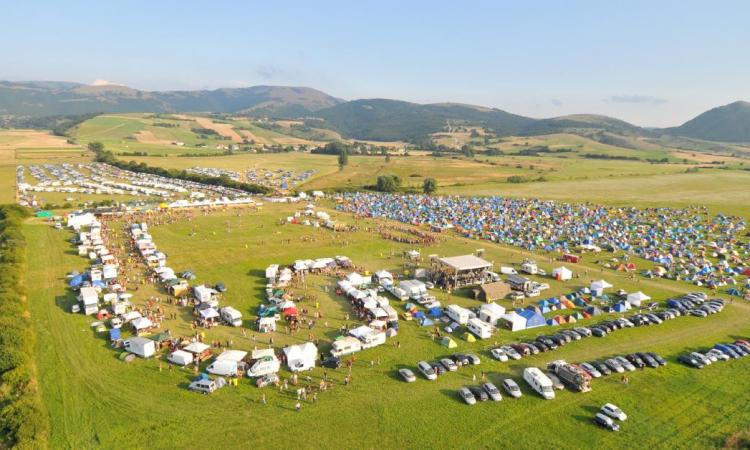 Montelago Celtic Festival sempre più ecosostenibile: differenziata 'tenda a tenda' e collaborazione con Unicam Montelago Celtic Festival sempre più ecosostenibile: differenziata 'tenda a tenda' e collaborazione con Unicam