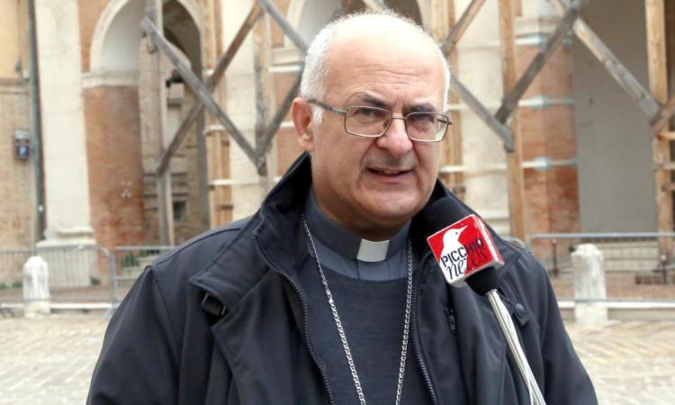 Omicidio Civitanova, il vescovo Massara: "Piena disponibilità ad aiutare la famiglia di Alika" Omicidio Civitanova, il vescovo Massara: "Piena disponibilità ad aiutare la famiglia di Alika"