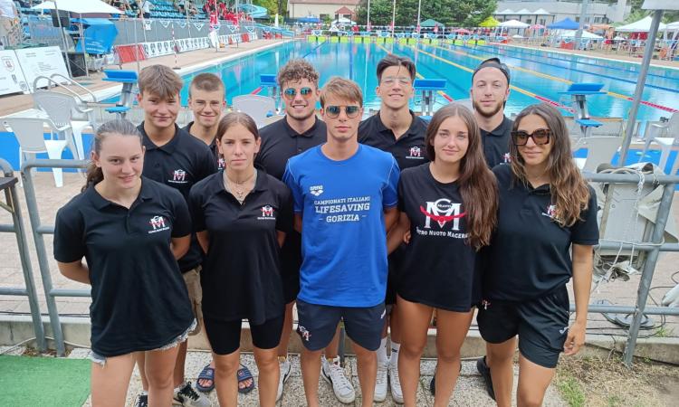 Centro Nuoto Macerata, super stagione per il Salvamento: oltre 80 podi agli Assoluti regionali Centro Nuoto Macerata, super stagione per il Salvamento: oltre 80 podi agli Assoluti regionali