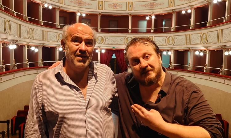 Matelica, Montanini show al Piermarini: "Pensavo fosse un'imboscata, invece siete stati strepitosi" Matelica, Montanini show al Piermarini: "Pensavo fosse un'imboscata, invece siete stati strepitosi"