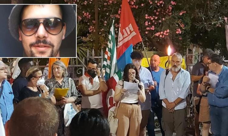 Omicidio Alika, Ferlazzo e quel processo per violenza sessuale. A Civitanova fiaccolata in piazza Omicidio Alika, Ferlazzo e quel processo per violenza sessuale. A Civitanova fiaccolata in piazza