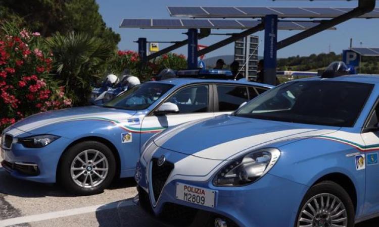 Esodo estate 2022, scatta un fine settimana da bollino nero: i consigli della polizia stradale Esodo estate 2022, scatta un fine settimana da bollino nero: i consigli della polizia stradale