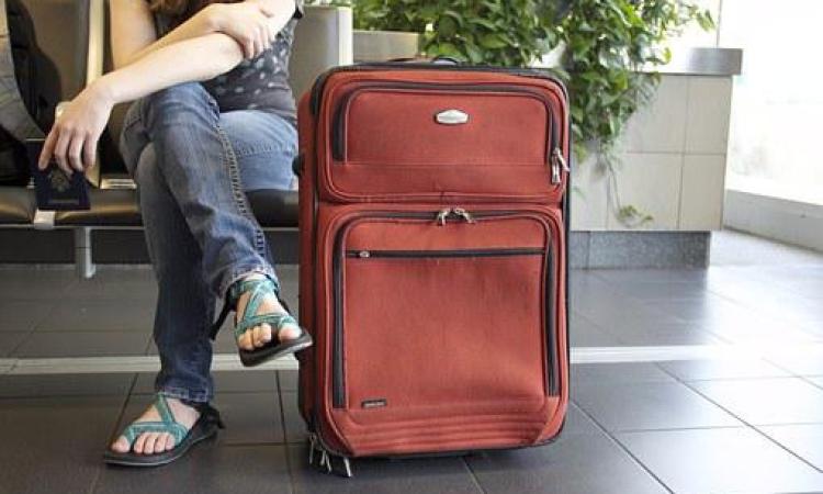 Turista rientra con la valigia alleggerita, sarà risarcita dalla compagnia aerea?