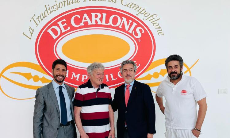 Campofilone, il sen. Battistoni in visita al pastificio ‘De Carlonis’. “Tuteliamo prodotto d’eccellenza” Campofilone, il sen. Battistoni in visita al pastificio ‘De Carlonis’. “Tuteliamo prodotto d’eccellenza”