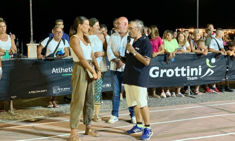 Porto Recanati, record di presenze per la 25esima edizione de "La notte delle saette"