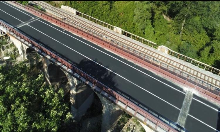 Riapre il ponte sulla strada provinciale 16 Fabriano-Sassoferrato: oltre 5 mesi di ritardo