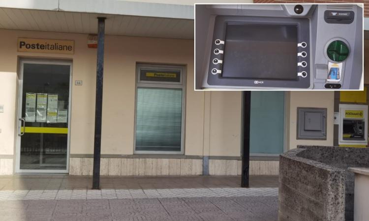 San Severino, Postamat fuori servizio da giorni. La rabbia dei residenti: "Grandi disagi"