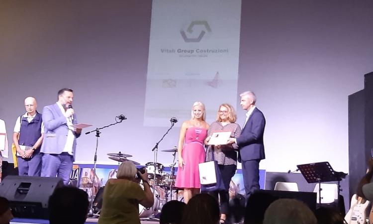 Camerino, la scrittrice Donatella Pazzelli premiata al Deruta Book Fest 2022
