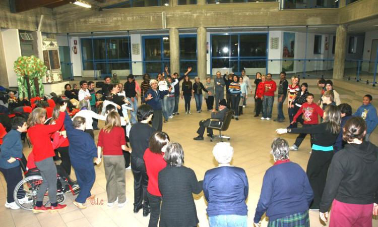 Civitanova, il Teatro delle Comunità torna al Varco sul Mare con "Sogno di una notte di fine estate" Civitanova, il Teatro delle Comunità torna al Varco sul Mare con "Sogno di una notte di fine estate"