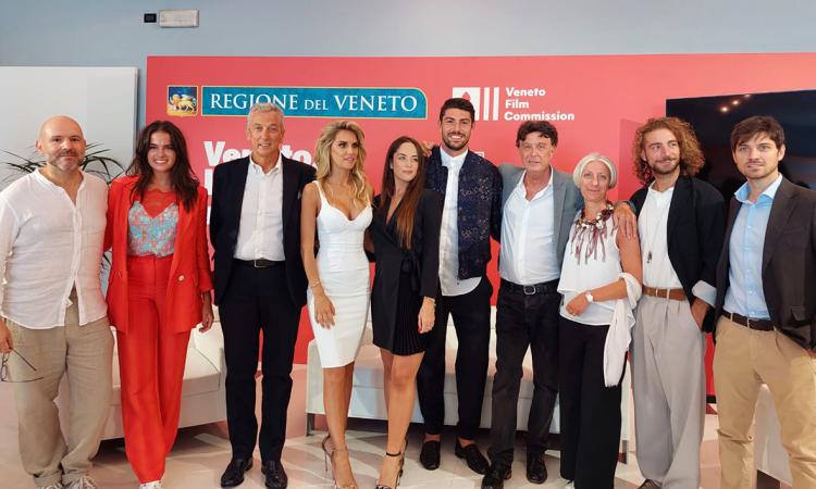 Recanati al Festival di Venezia con "In_finiti": nuovo film di De Mattheis girato nella città dell'Infinito Recanati al Festival di Venezia con "In_finiti": nuovo film di De Mattheis girato nella città dell'Infinito