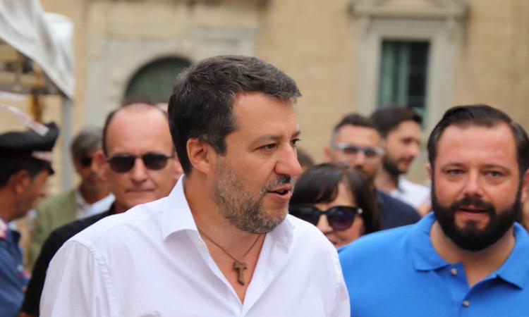 Salvini approda nelle Marche per parlare di sanzioni alla Russia, caro bollette, energia e scelta nucleare