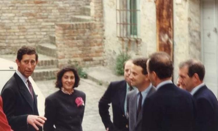 Recanati, addio Regina Elisabetta. Quando il principe Carlo visitò la città di Leopardi e le Marche