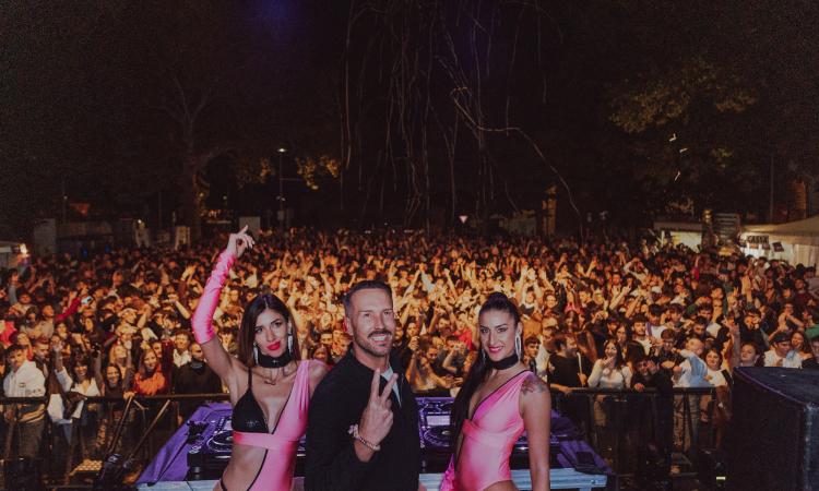 Matelica, boom di presenze nel weekend: presenze da tutta Italia per il dj set di Cristian Marchi