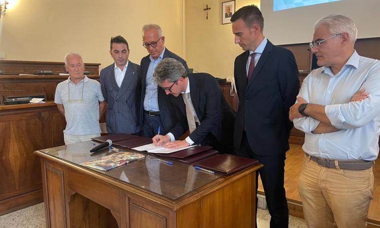 Civitanova, accordo di programma per la pista ciclopedonale sul fiume Chienti: "Inizio lavori entro 2023" Civitanova, accordo di programma per la pista ciclopedonale sul fiume Chienti: "Inizio lavori entro 2023"