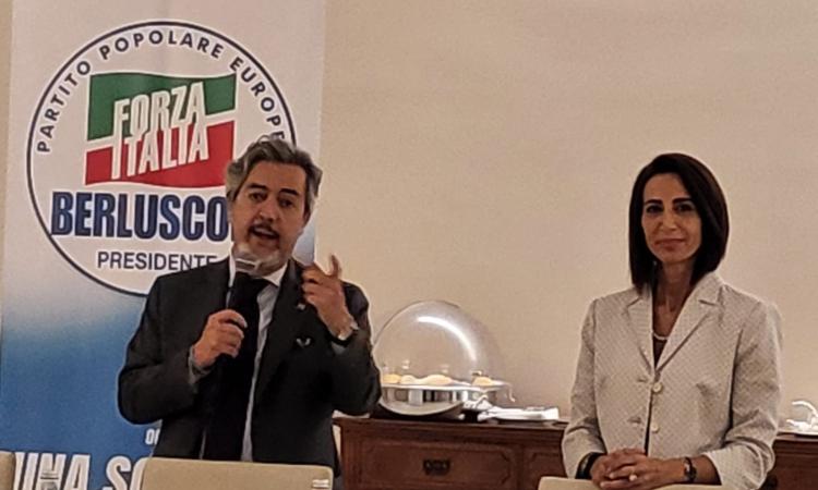 Disagi giovanili, ad Ancona le proposte dei tecnici al convegno regionale di Forza Italia Disagi giovanili, ad Ancona le proposte dei tecnici al convegno regionale di Forza Italia