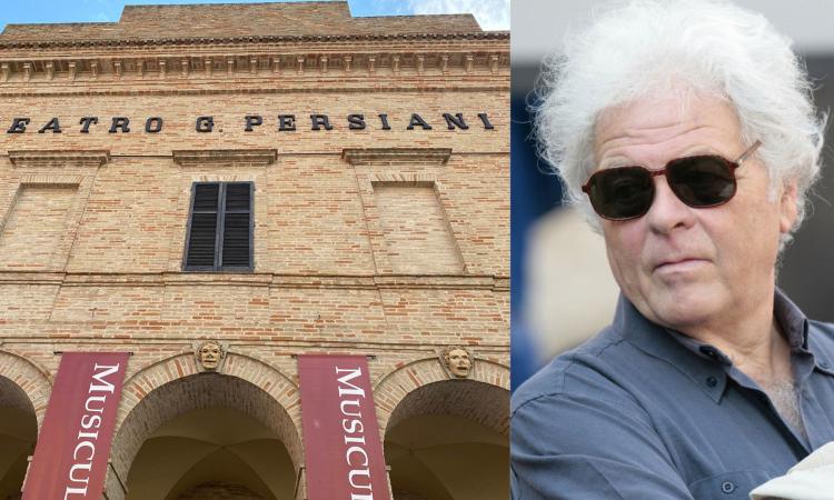 Recanati, il largo antistante il Teatro Persiani intitolato a Piero Cesanelli Recanati, il largo antistante il Teatro Persiani intitolato a Piero Cesanelli