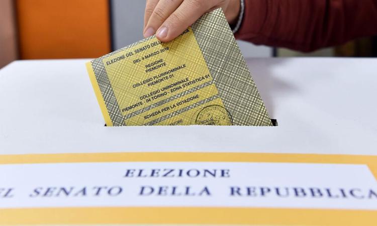 Elezioni, 30.990 maceratesi alle urne: 108 neo diciottenni voteranno per la prima volta (anche per il Senato) Elezioni, 30.990 maceratesi alle urne: 108 neo diciottenni voteranno per la prima volta (anche per il Senato)