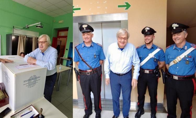 Elezioni, Vittorio Sgarbi vota a San Severino: alle urne con il sindaco Piermattei Elezioni, Vittorio Sgarbi vota a San Severino: alle urne con il sindaco Piermattei