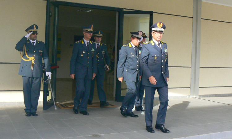 Guardia di Finanza Macerata: visita del comandante interregionale dell’Italia centro-settentrionale Fabrizio Cuneo