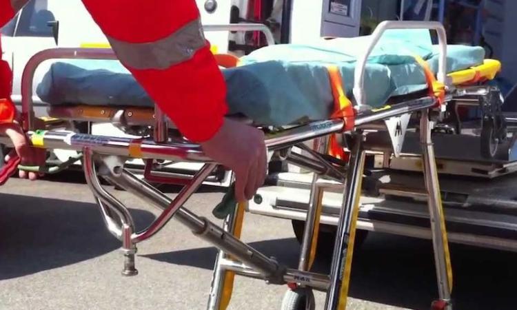 Camerino, donna anziana trovata morta nella sua abitazione. Si sospetta una caduta fatale Camerino, donna anziana trovata morta nella sua abitazione. Si sospetta una caduta fatale
