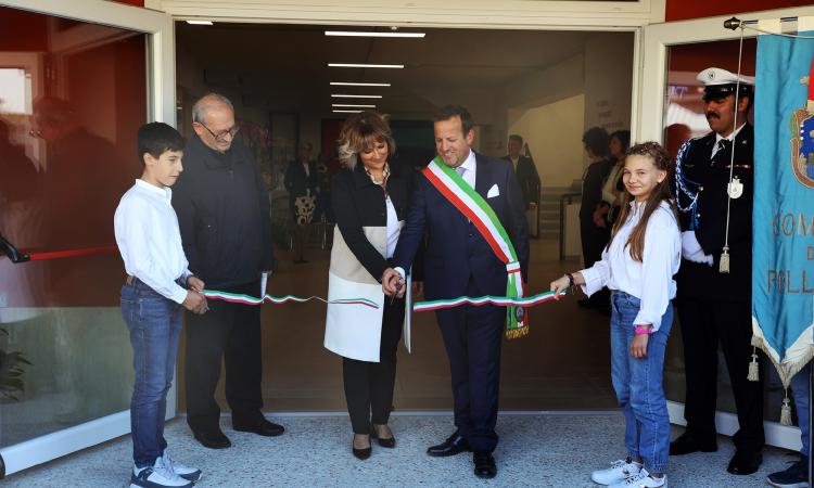 Pollenza, nuova sede per l'Istituto 'Monti': "Traguardo che guarda al futuro degli alunni" Pollenza, nuova sede per l'Istituto 'Monti': "Traguardo che guarda al futuro degli alunni"