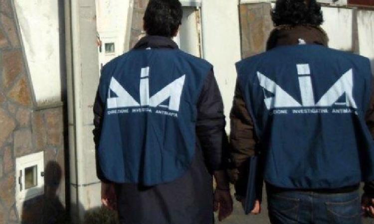 Ndrangheta, nuovo giro di affari nel nord Italia. Coinvolta la cosca Arena-Nicoscia Ndrangheta, nuovo giro di affari nel nord Italia. Coinvolta la cosca Arena-Nicoscia