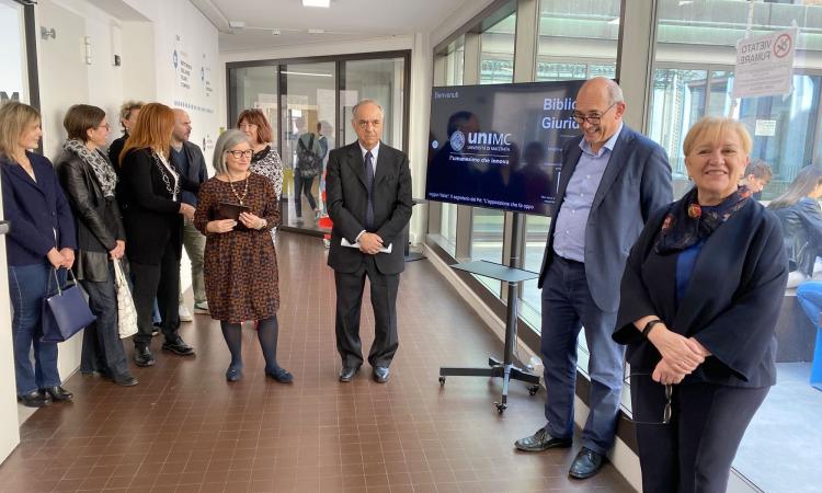 Nuovi servizi digitali nelle biblioteche Unimc: "Luoghi da recuperare" Nuovi servizi digitali nelle biblioteche Unimc: "Luoghi da recuperare"
