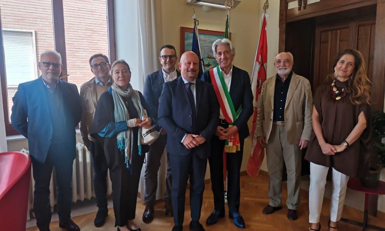 Macerata, piazza Li Madou è realtà: "Sarà luogo d'incontro tra Oriente e Occidente"