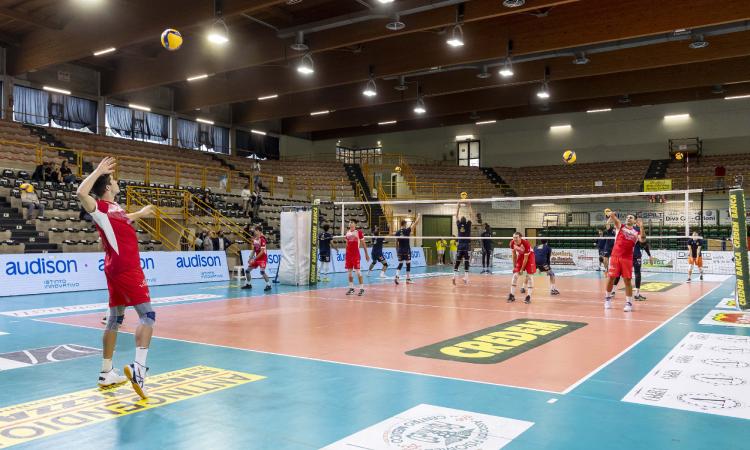 Med Store Tunit Macerata, slitta ancora il ritorno in campo: rinviata la sfida contro San Donà Med Store Tunit Macerata, slitta ancora il ritorno in campo: rinviata la sfida contro San Donà