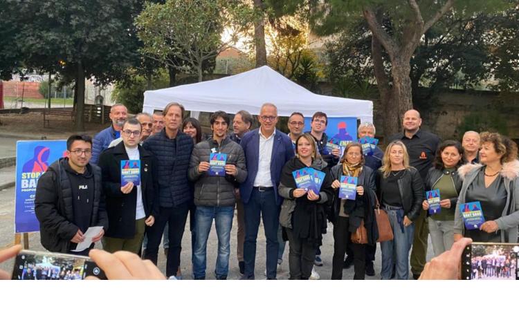 Civitanova, "Stop emergenza baby gang": gazebo della Lega a San Gabriele Civitanova, "Stop emergenza baby gang": gazebo della Lega a San Gabriele