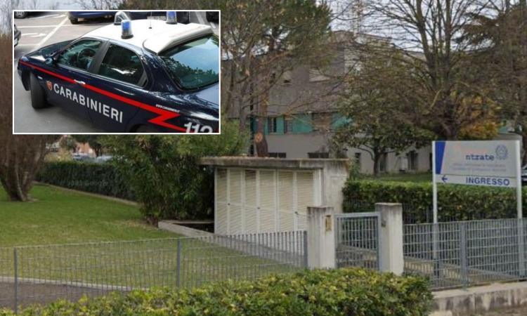 Civitanova, mette a soqquadro gli uffici dell'Agenzia delle Entrate: bravata di Halloween, denunciato
