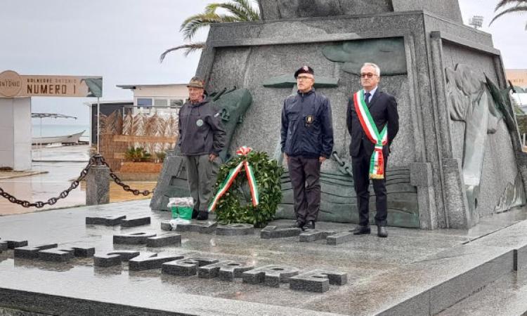 Civitanova, celebrazioni per il 4 novembre: "Ripudiare la guerra vuol dire vincere l'egoismo umano"