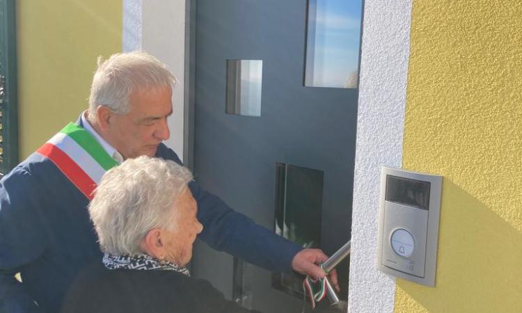 Sei anni dal sisma, di nuovo agibile abitazione a Ripe San Ginesio: 92enne torna a casa Sei anni dal sisma, di nuovo agibile abitazione a Ripe San Ginesio: 92enne torna a casa