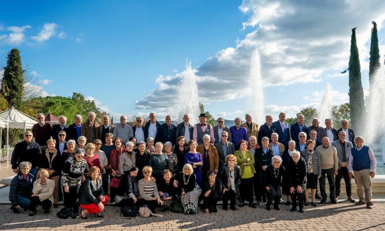 Montecassiano, festa grande per i settantenni sulle note dei Gulliver