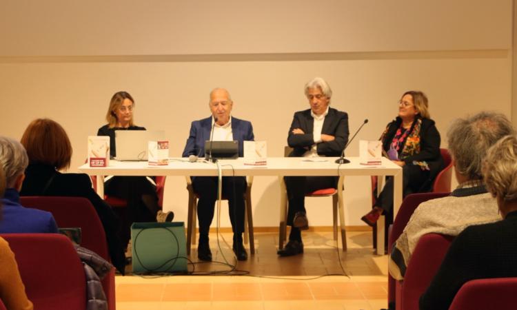 Macerata, riparte Tipicità Evo: "Difendere la tradizione culinaria italiana dalle imposizioni europee" (FOTO) Macerata, riparte Tipicità Evo: "Difendere la tradizione culinaria italiana dalle imposizioni europee" (FOTO)