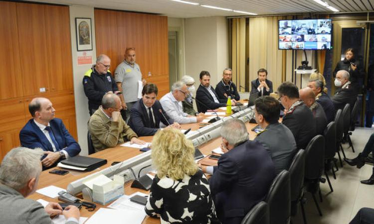 Terremoto Marche, proseguono i rilevamenti. “Situazione sotto controllo, pochi danni agli edifici” Terremoto Marche, proseguono i rilevamenti. “Situazione sotto controllo, pochi danni agli edifici”