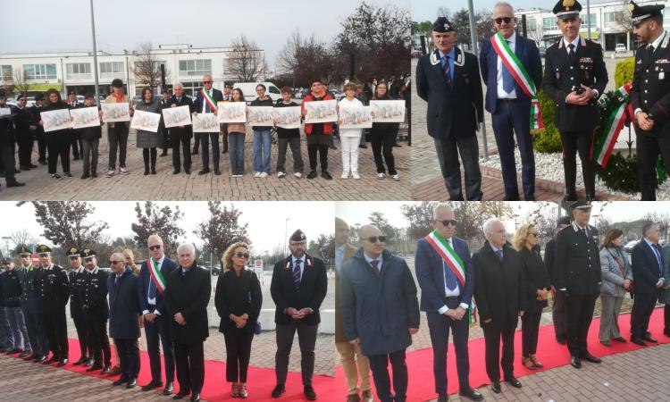 Civitanova, anniversario strage di Nassiriya: cerimonia in piazza con oltre 50 studenti Civitanova, anniversario strage di Nassiriya: cerimonia in piazza con oltre 50 studenti