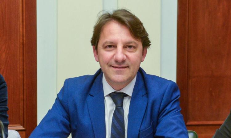 Inps, Tridico in difesa del reddito di cittadinanza: "Chi lo ha preso non sta sul divano, ma lavora"