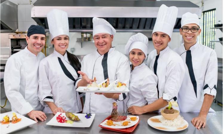 Tolentino, come diventare operatore della ristorazione: al via le domande per il corso gratuito Tolentino, come diventare operatore della ristorazione: al via le domande per il corso gratuito