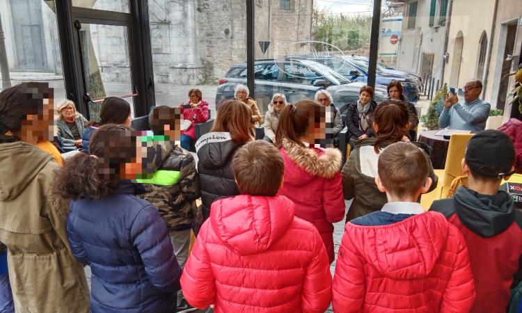 Cingoli, successo per la 2^ edizione della Maratona di Lettura con i giovani alunni dell’E. Mestica Cingoli, successo per la 2^ edizione della Maratona di Lettura con i giovani alunni dell’E. Mestica