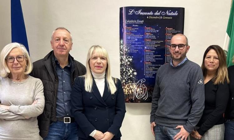 Il ritorno del presepe vivente, concerti e mercatini: a San Severino “l’incanto di Natale” Il ritorno del presepe vivente, concerti e mercatini: a San Severino “l’incanto di Natale”