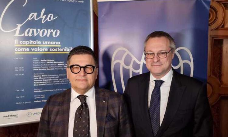 “Metteteci in condizione di creare lavoro”. Bonomi (Confindustria) lancia l’appello al governo Meloni “Metteteci in condizione di creare lavoro”. Bonomi (Confindustria) lancia l’appello al governo Meloni
