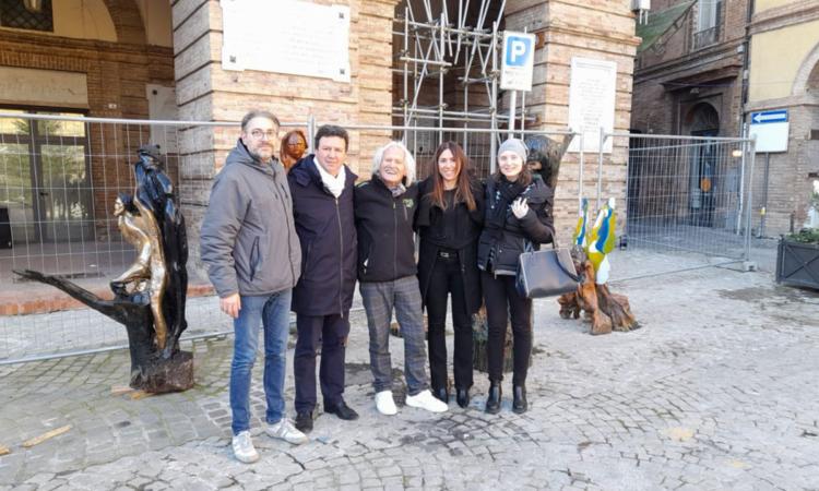 Tolentino, il presepe secondo Nazareno Rocchetti: le sue sculture in piazza